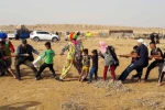 اجرای گروه های نمایشی خوزستان در کمپ های اسکان سیل زدگان خوزستان 4