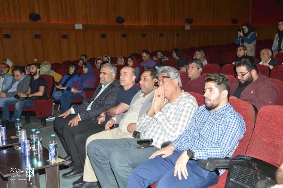 اختتامیه نخستین فستیوال خوانش داستان های کوتاه ملل در امیدیه برگزار شد 4