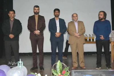 با حضور هنرمندان تئاتر و مسئولین شهری

جشن نکوداشت روز ملی هنرهای نمایشی و روز جهانی تئاتر در سوسنگرد برگزار شد