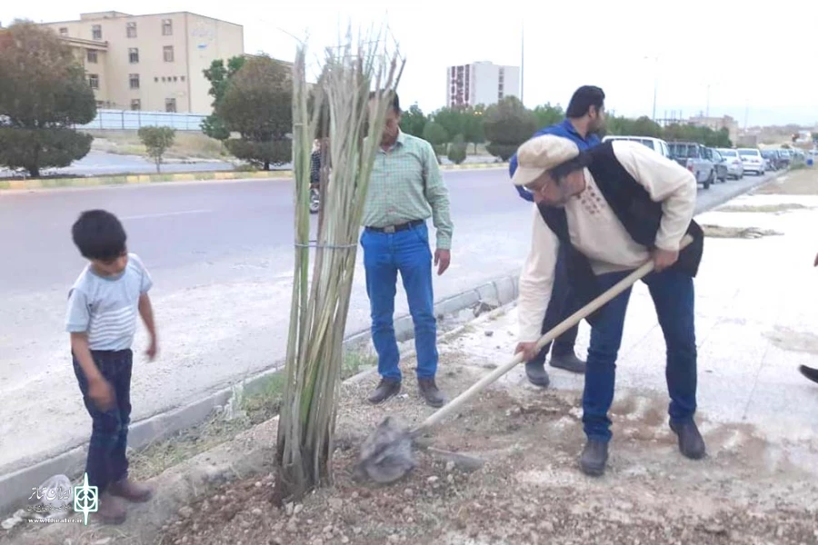 درخت نخل هنرمندان تئاتر در شهرستان بهبهان کاشته شد 6