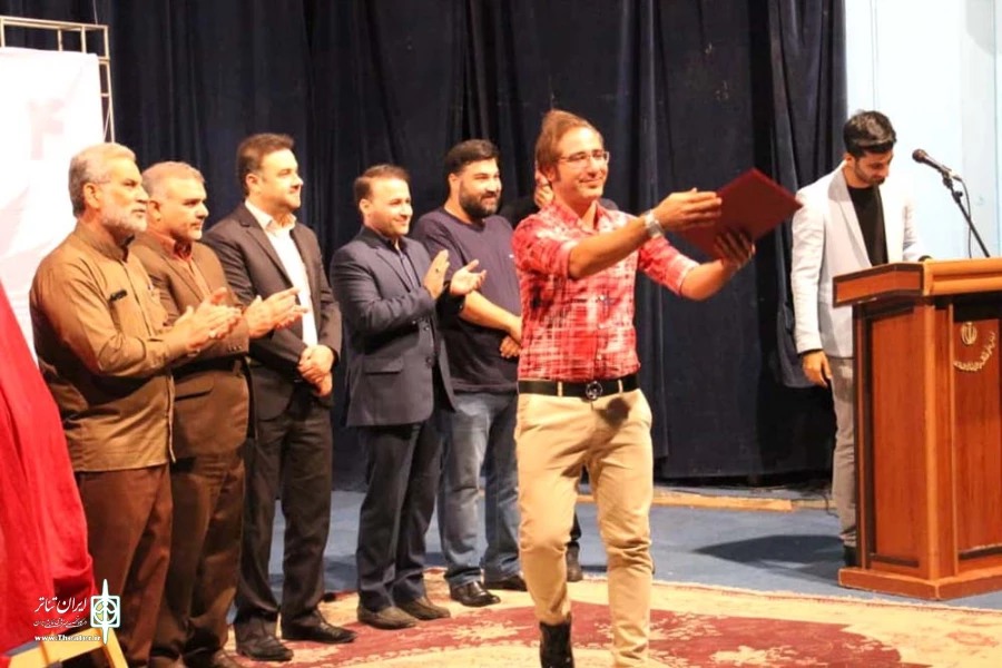 گزارش تصویری آئین اختتامیه چهارمین جشنواره نمایشنامه خوانی مقاومت دزفول - عکس: سمیه مقدم - حردادماه 1398