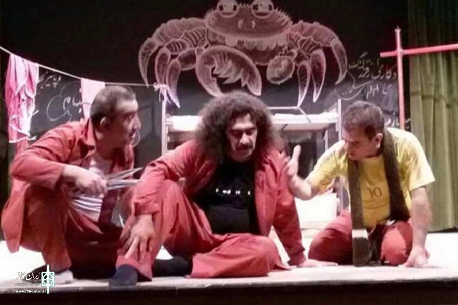 نمایش کمدی «قِرزلِنگ» در تالار ارشاد شهرستان دزفول به روی صحنه است 3