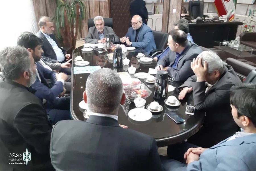 نشست شورای سیاست گذاری شانزدهمین جشنواره بین المللی تئاتر عربی استان خوزستان برگزار شد 3