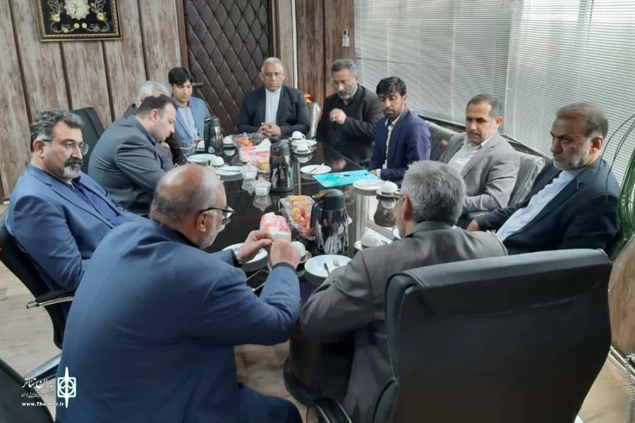 نشست شورای سیاست گذاری شانزدهمین جشنواره بین المللی تئاتر عربی استان خوزستان برگزار شد 4