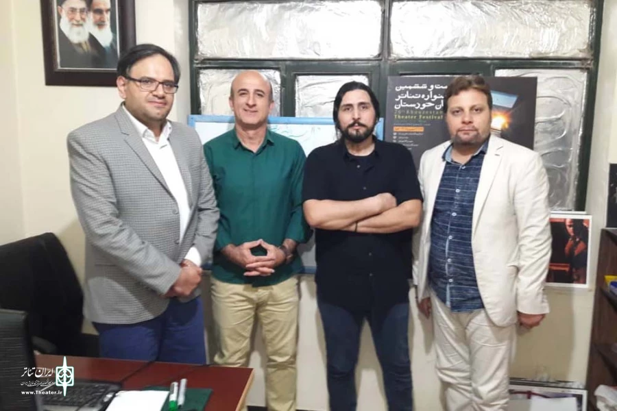 مدیرعامل انجمن هنرهای نمایشی ایران از نمایش های در حال اجرا در تالار آفتاب اهواز دیدن کرد 6
