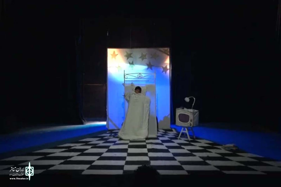 نمایش کودکانه «رادین» در تالار ارشاد دزفول به روی صحنه رفت 3