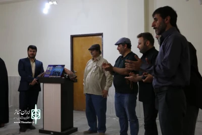 با حضور رئیس شورای راهبردی تئاتر خوزستان

پوستر دوازدهمین جشنواره استانی نمایش‌های کوتاه رامهرمز رونمایی شد