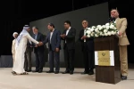 توسط وزیر فرهنگ و ارشاد اسلامی از ده هنرمند تئاتر فعال در امداد رسان فرهنگی در مناطق سیل زده خوزستان تجلیل شد 8