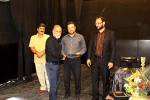 از دست اندرکاران ستاد برگزاری سی و یکمین جشنواره ی تئاتر استان خوزستان تجلیل شد 4