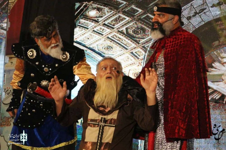 نمایش مذهبی «خورشید کاروان» در یادمان شهدای گمنام اندیمشک به روی صحنه رفت 3