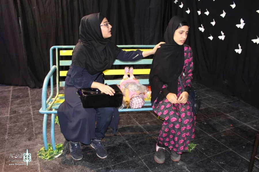 نمایش «تراژدی پروانه» در پلاتو شهید حیاری شهرستان شوش به روی صحنه می رود 4