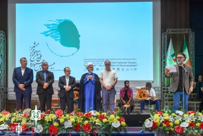 جشنواره ملی تئاتر فتح خرمشهر به ایستگاه پایانی رسید؛

خوزستانی‌ها 5 جایزه از خرمشهر به خانه بردند