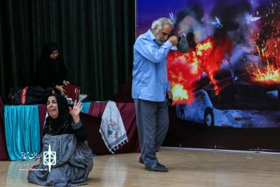 توسط گروه تئاتر آئین مردم؛

نمایش «فرشتگان حرم» در اهواز اجرا شد