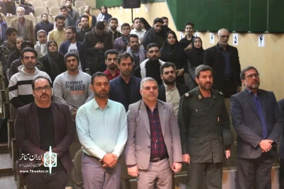 با نام و یاد سردار شهید حاج قاسم سلیمانی؛

سومین گردهمایی هنرمندان تئاتر دزفول برگزار شد
