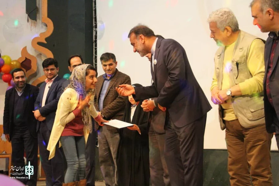 گام ملی شدن جشنواره کودک و نوجوان مهر دزفول را محکم برمی داریم 4