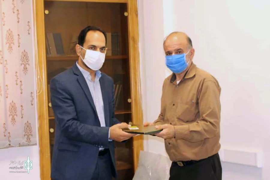تقدیر از درگاه تئاتر خوزستان به عنوان درگاه برتر تئاتر ایران 5