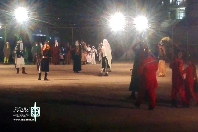 توسط گروه تئاتر الغدیر کارون و به مناسبت تاسوعای حسینی

اجرای نمایش میدانی «گذری از کربلا» در حمیدیه