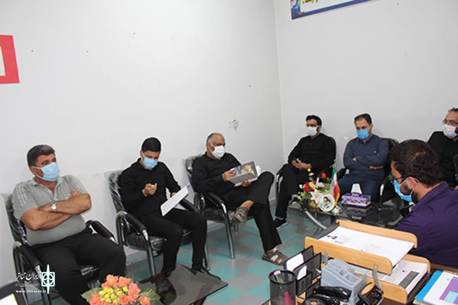 جلسه ی هم اندیشی سرپرستان گروه های نمایشی شهرستان شوش برگزار شد 3