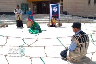 اجرای نمایش خیابانی آیینی سنتی «عروس چاه» در مسجدسلیمان 4
