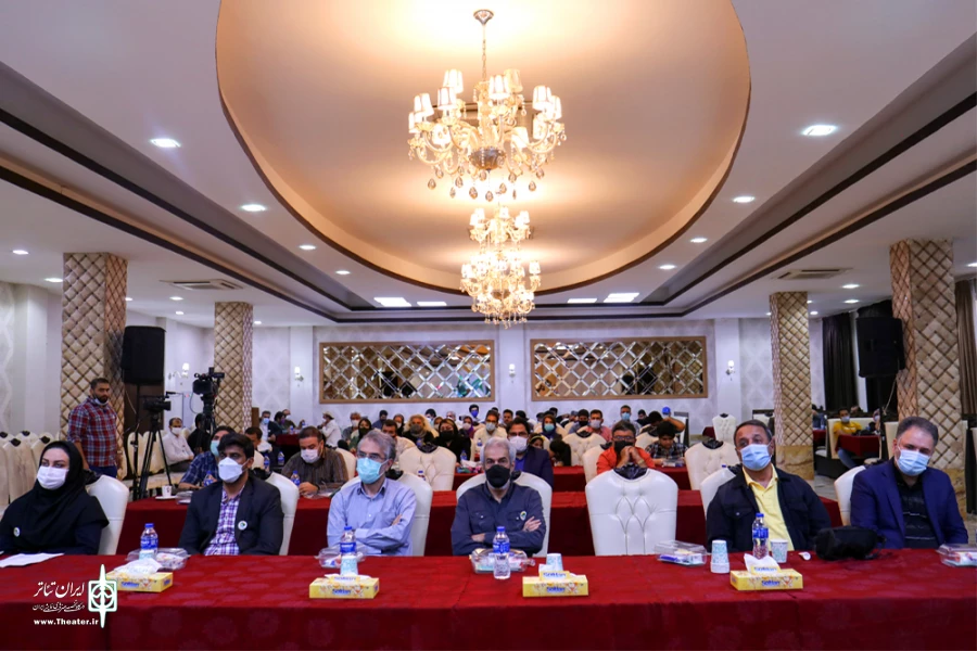 آیین اختتامیه رپرتوار تئاتر خیابانی استان خوزستان در هتل بوستان اهواز برگزار شد 2