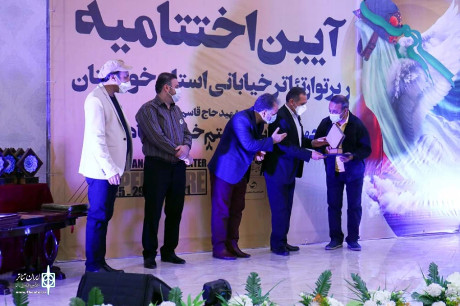 آغاز اجراهای تئاتر در خوزستان را به فال نیک می گیریم 3