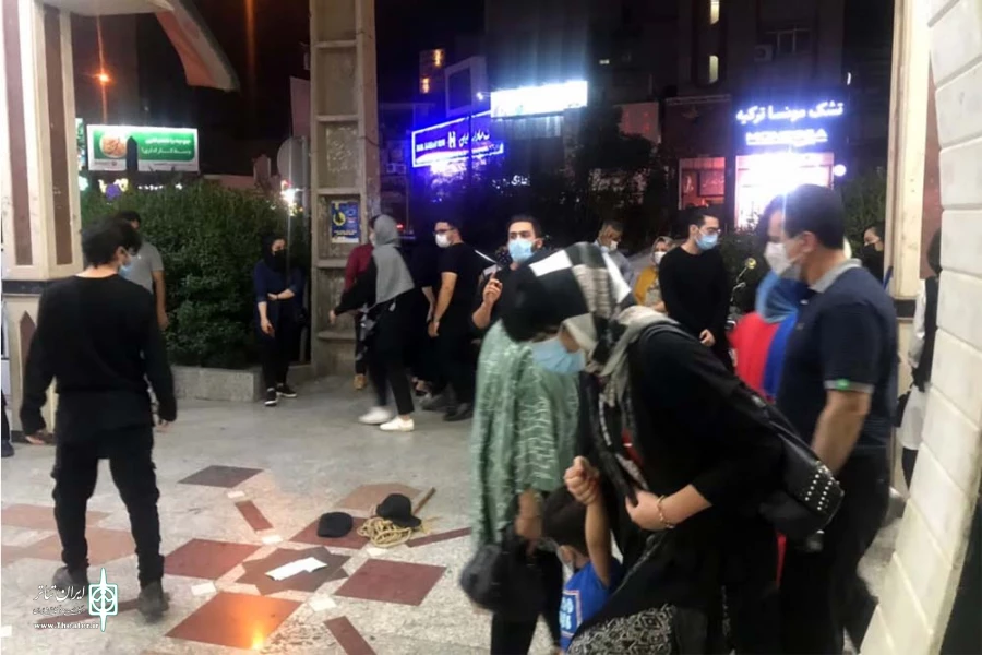 اجرای نمایش خیابانی «هموطن واکسن بزن» در اهواز 3