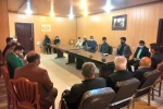 نشست هم اندیشی شهردار و اعضای شورای اسلامی شهر با هنرمندان تئاتر باغملک 4