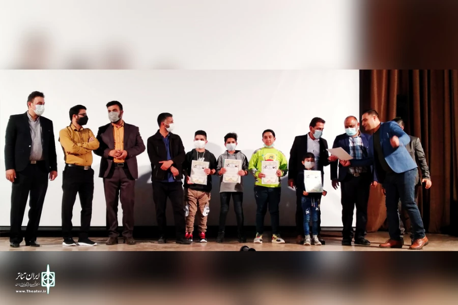 مراسم تجلیل از بازیگران و عوامل گروه نمایش جنة الحسین(ع) شوش 2