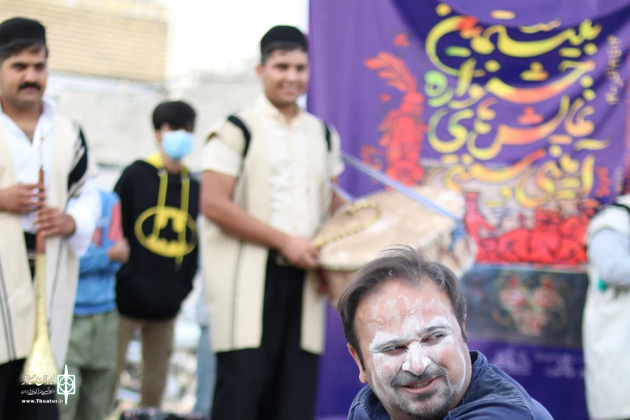 اجرای نمایش «خرس بازی به روایت کمین و جرین» در بیستمین جشنواره نمایش های آیینی و سنتی تهران 2