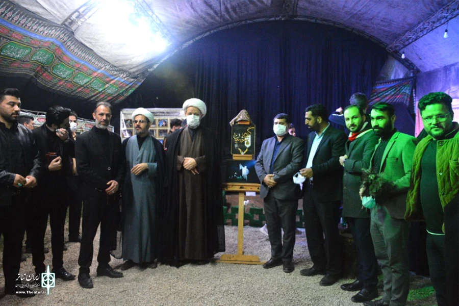 رونمایی از پوستر نمایش «گریه عرشیان» در کارون 5
