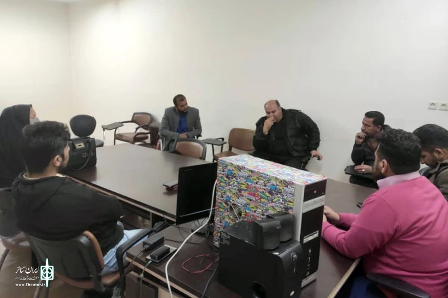 اولین نشست کانون تئاتر طنز باغملک برگزار شد 4