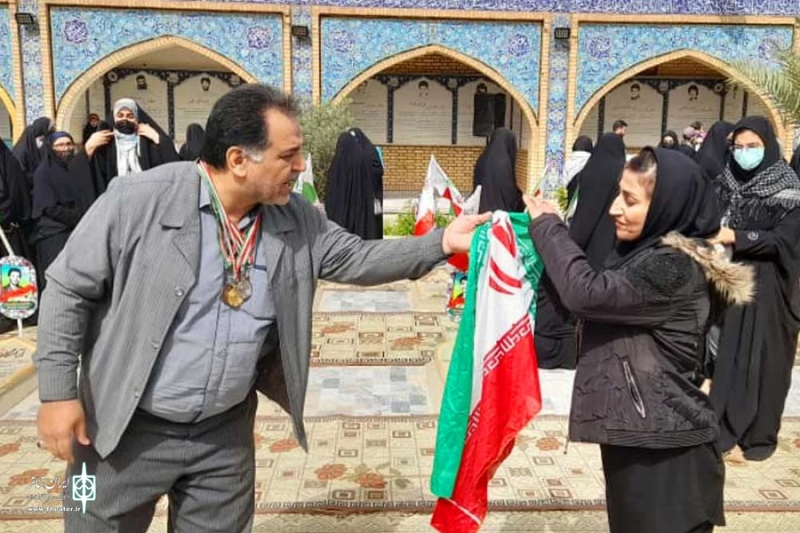 گزارش تصویری گروه تئاتر آئین مردم اهواز در مناطق عملیاتی راهیان نور - اسفندماه 1400