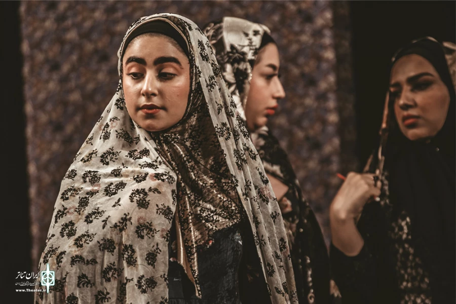 اجرای نمایش «باباکرم» در تالار آفاق بهبهان 4