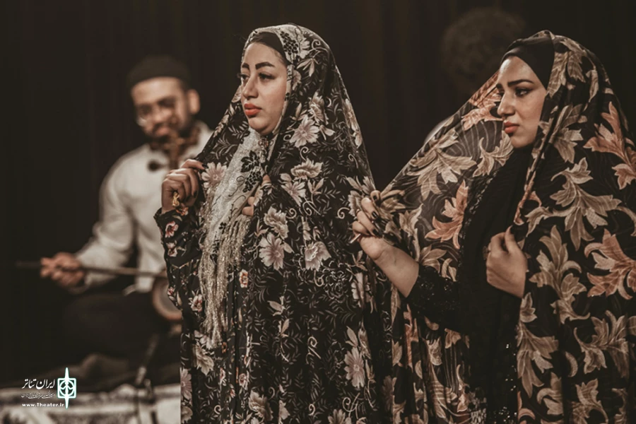 نمایش «باباکرم» - کارگردان: سیاوش کارآزما - عکاس: محمد آموزگاران - خردادماه 1401 - تالار آفاق بهبهان