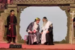 گالری اول نمایش «عشق و عطش» - کارگردان: سیدصادق فاضلی - عکاسان: سهراب کاکاوند و حمید علایی - شهریور 1401 - تالار نفت اهواز