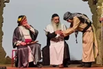 گالری دوم نمایش «عشق و عطش» - کارگردان: سیدصادق فاضلی - عکاسان: سهراب کاکاوند و حمید علایی - شهریور 1401 - تالار نفت اهواز