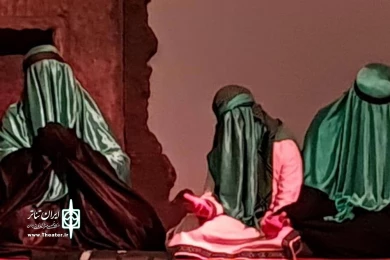 گالری دوم نمایش «عشق و عطش» - کارگردان: سیدصادق فاضلی - عکاسان: سهراب کاکاوند و حمید علایی - شهریور 1401 - تالار نفت اهواز