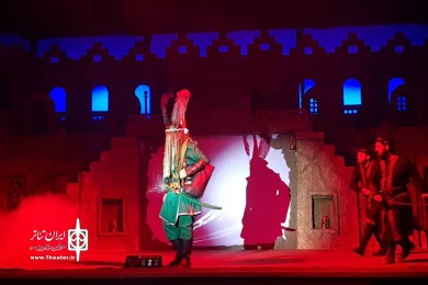 گالری سوم نمایش «عشق و عطش» - کارگردان: سیدصادق فاضلی - عکاسان: سهراب کاکاوند و حمید علایی - شهریور 1401 - تالار نفت اهواز