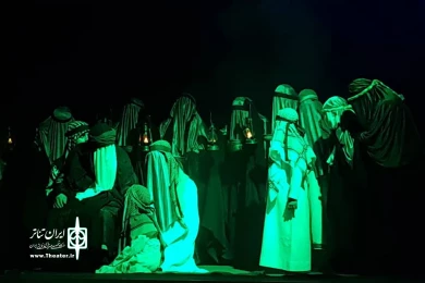 گالری سوم نمایش «عشق و عطش» - کارگردان: سیدصادق فاضلی - عکاسان: سهراب کاکاوند و حمید علایی - شهریور 1401 - تالار نفت اهواز