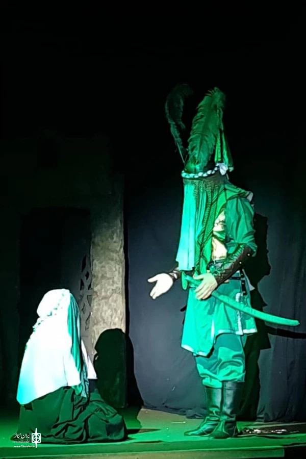 گالری سوم نمایش «عشق و عطش» - کارگردان: سیدصادق فاضلی - عکاسان: سهراب کاکاوند و حمید علایی - شهریور 1401 - تالار نفت اهواز