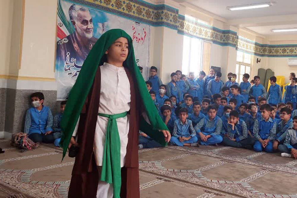 هم زمان با ایام شهادت حضرت علی(ع)

اجرای کودکان شبیه خوان در مدارس شوشتر