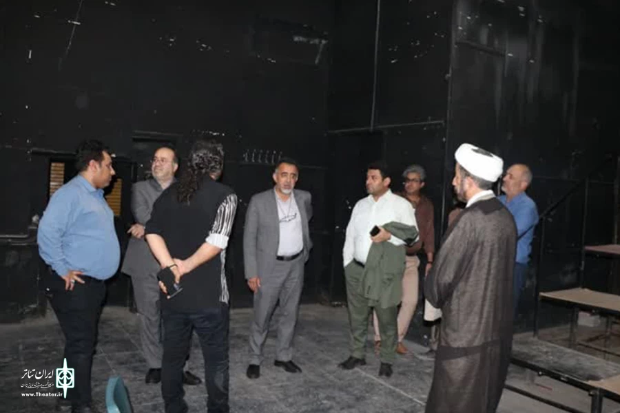 بازدید مدیرکل هنرهای نمایشی وزارت فرهنگ و ارشاد اسلامی از تالار آفتاب اهواز 2