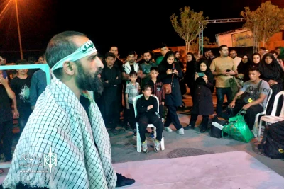 با حضور مدیرکل فرهنگ و ارشاد اسلامی خوزستان

نمایش خیابانی «قاب عکس» در چذابه اجرا شد