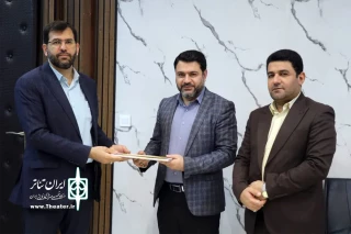 طی حکمی از سوی مدیر کل فرهنگ و ارشاد اسلامی خوزستان؛

دبیر پنجمین جشنواره نمایشنامه خوانی و اجراخوانی مقاومت دزفول منصوب شد