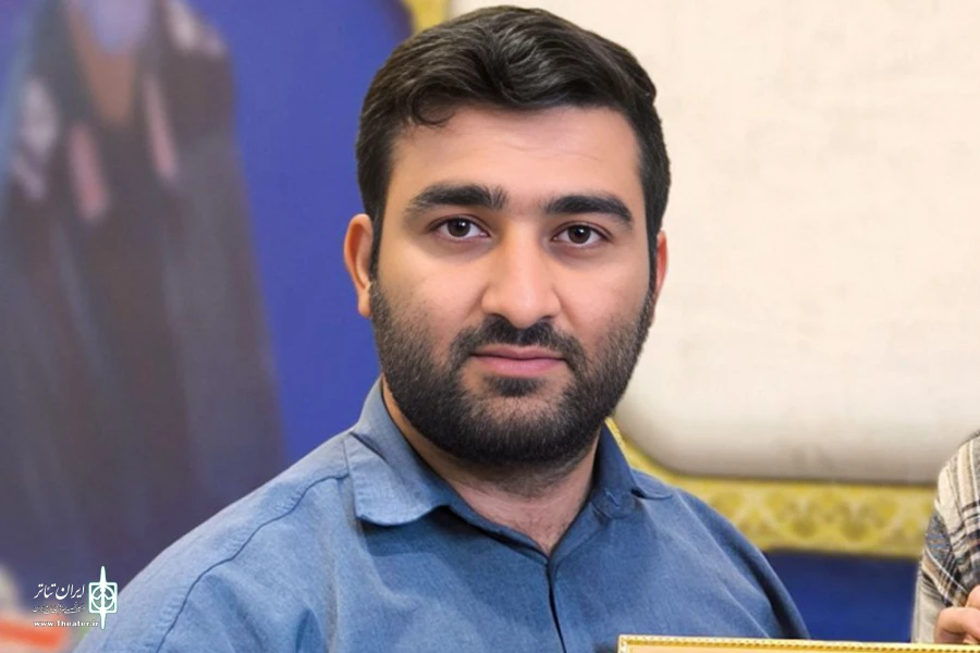 24 اجرای تئاتر خیابانی در باغملک 3