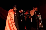 نمایش مذهبی «دموع الباب» در تالار آفتاب اهواز به روی صحنه رفت 8