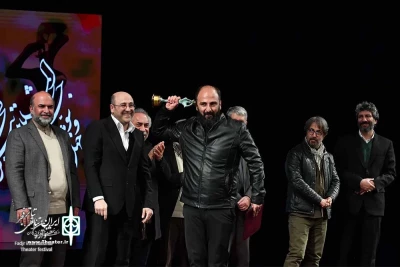 شب درخشش تئاتر خوزستان در اختتامیه چهل و سومین جشنواره تئاتر فجر