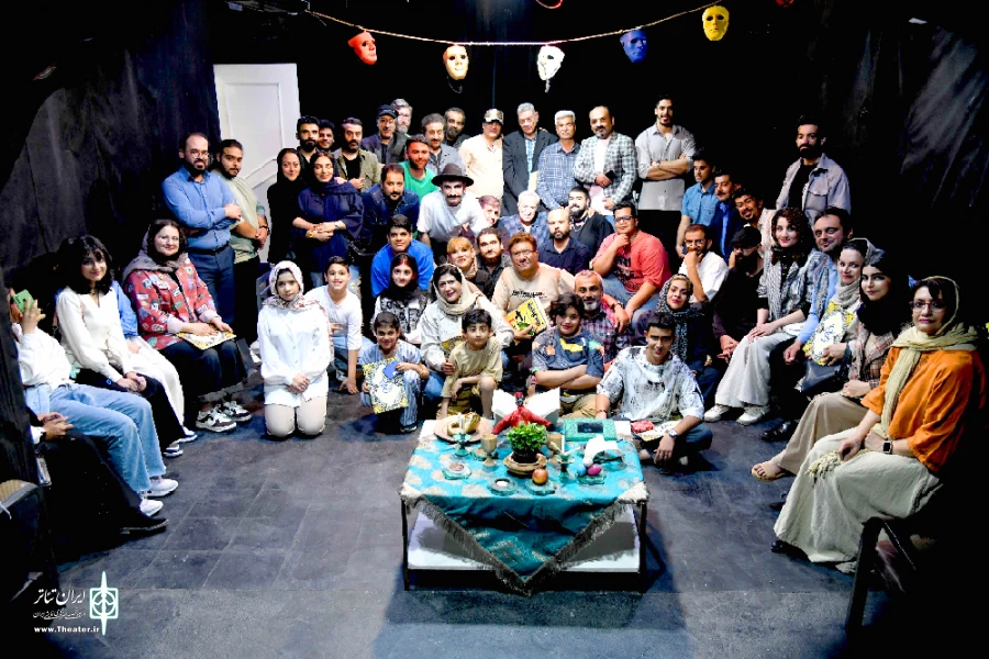 جشن روز جهانی تئاتر و روز ملی هنرهای نمایشی در تماشاخانه چهارسو بهبهان 2