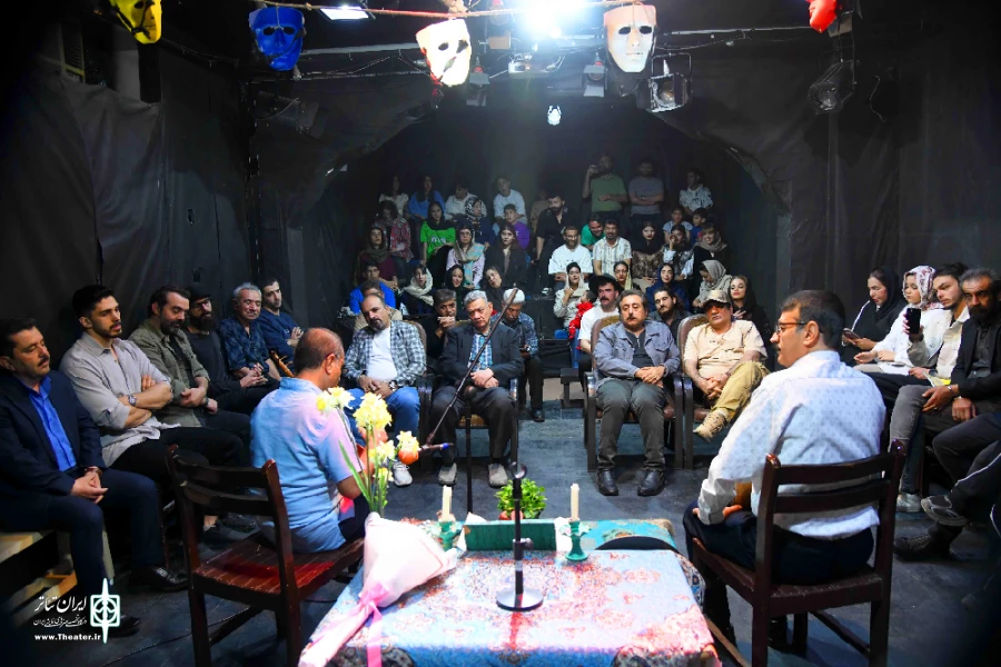 جشن روز جهانی تئاتر و روز ملی هنرهای نمایشی در تماشاخانه چهارسو بهبهان 10