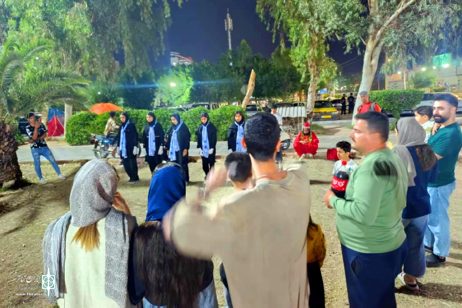 اجرای نمایش خیابانی «زنجیر» در آبادان 3